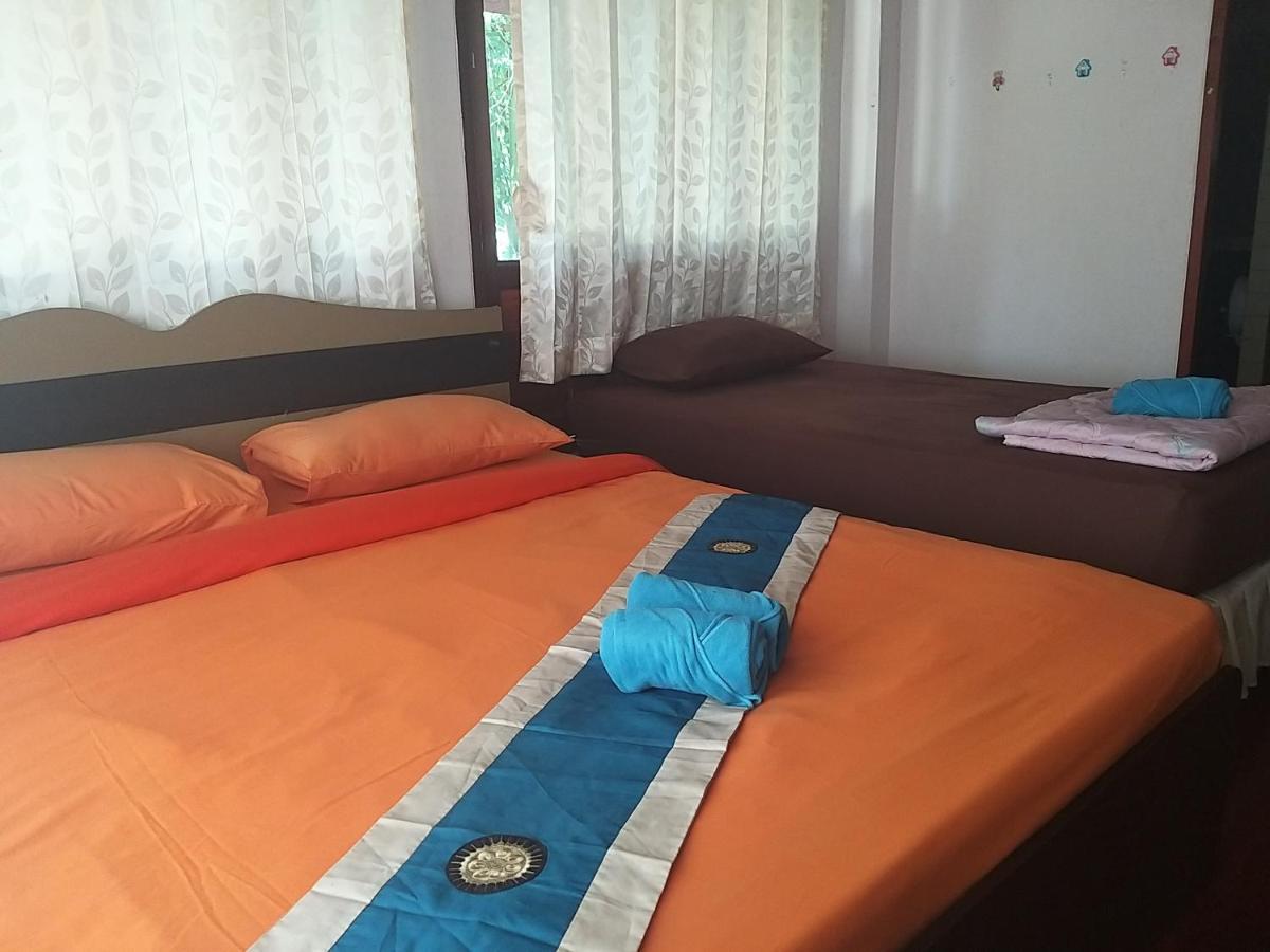 The Corner Transit Hostel Koh Samui Exterior foto